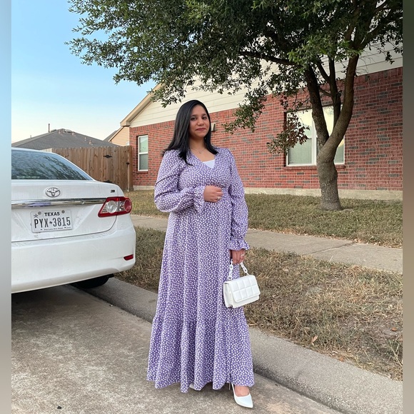 Meet your Posher, Fatima - Picture 1 of 1